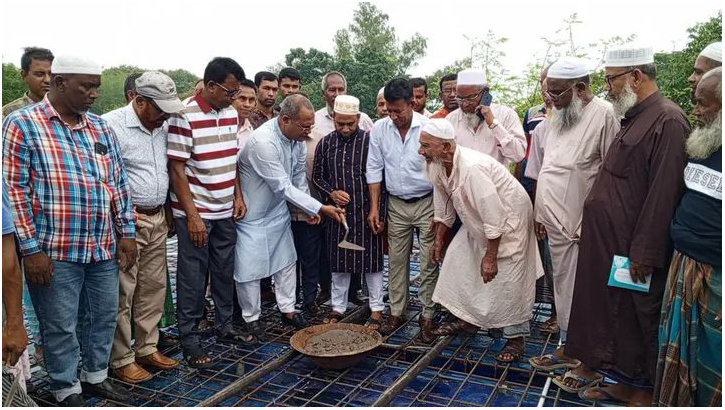ছাদ  ঢালাই কাজের উদ্বোধন ও দোয়া মাহফিল 